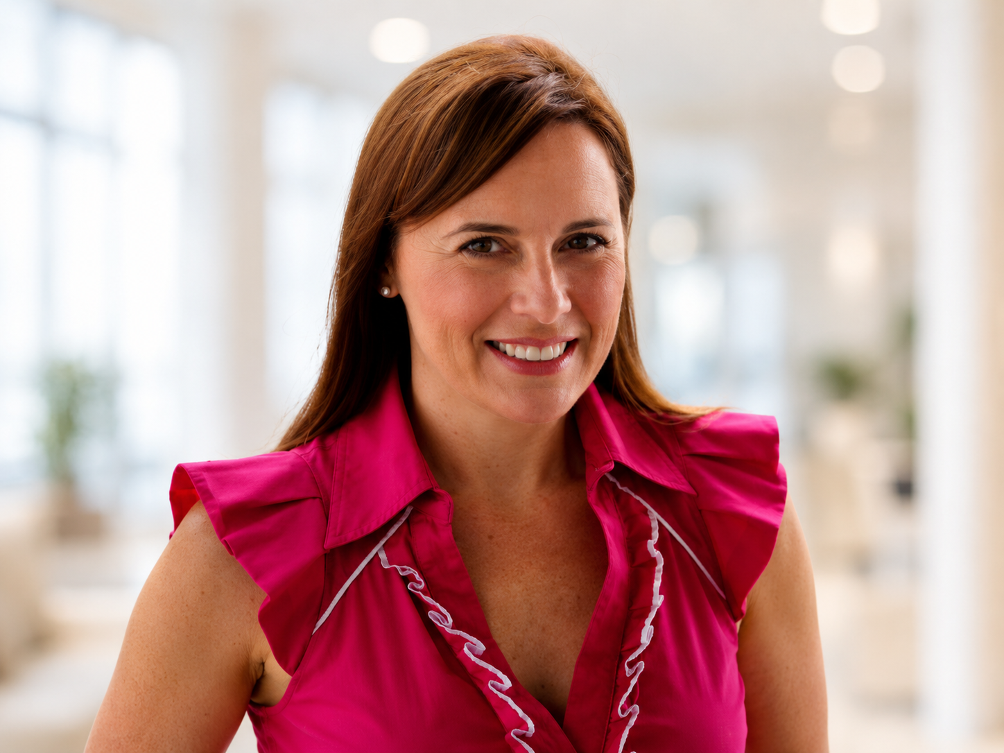Portrait of Nichole Martin, Orlando luxury real estate advisor.